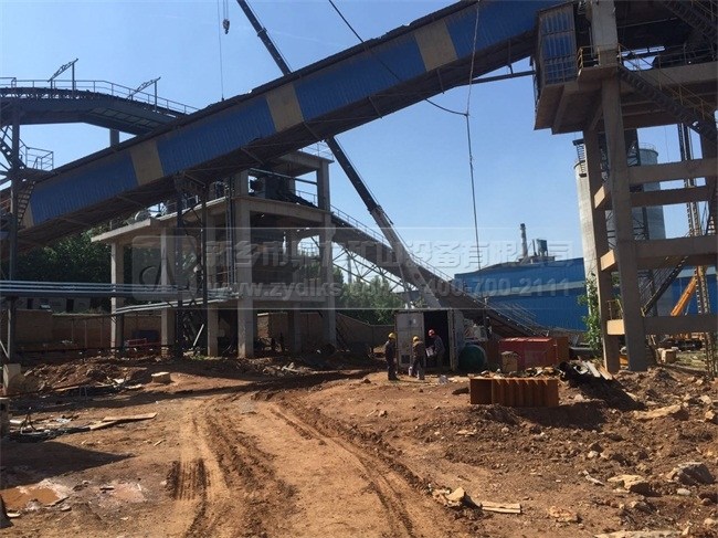 制砂生產(chǎn)線現(xiàn)場(chǎng)