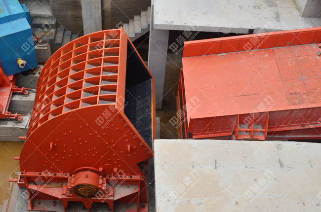 河北白沙時產3000噸石料生產線頭破