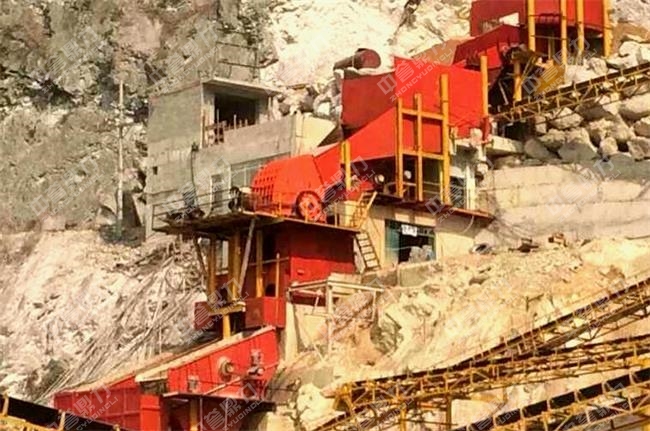 設(shè)備自上而下配置的砂石廠