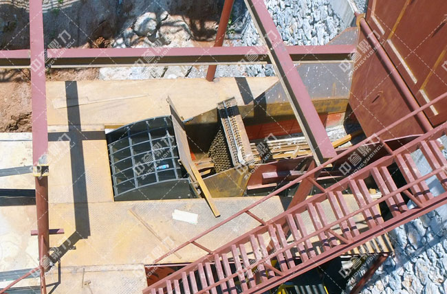 ɰʯ����ʯ�^�M(j��n)�д���