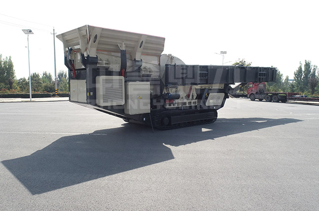 對(duì)于移動(dòng)式破碎機(jī)的介紹和厲害之處 對(duì)于移動(dòng)式破碎機(jī)的介紹和厲害之處